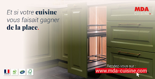 Vous cherchez une cuisine équipée qui optimise parfaitement votre espace ? Chez MDA Cuisine, nous concevons des cuisines sur mesure pensées pour votre intérieur, vos habitudes et votre quotidien.

Rangements jusqu’au plafond, tiroirs profonds, électroménager intégré, implantation optimisée : chaque détail de votre aménagement de cuisine est étudié pour gagner de la place et faciliter vos déplacements.

Petite cuisine ou grande pièce à vivre, nos concepteurs vous accompagnent pour créer une cuisine fonctionnelle, esthétique et adaptée à votre budget.

Découvrez les solutions MDA Cuisine et donnez tout son potentiel à votre espace.