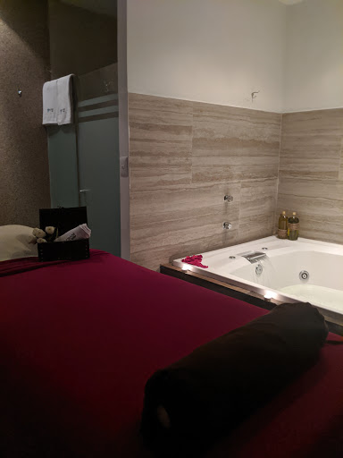 Romae Spa - Thumbnail