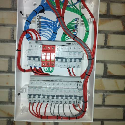 Eletricista em Novo Hamburgo HELP SOLUÇÕES