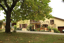 Domaine Quiescis – Camping, étape vélo, gîte, hébergements insolites près du Canal des Deux Mers et Voie Verte à Marcellus