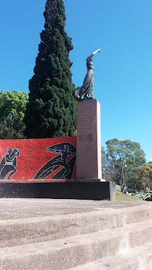 Monumento Homenaje Comunidad Libanesa a Jose Artigas, Author: gu pafe