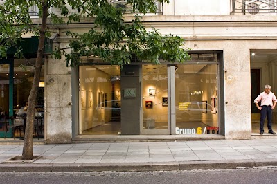 Photos of RO Art Gallery