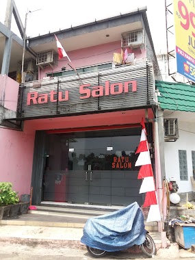 Ratu Salon, Author: Kelvin Guo