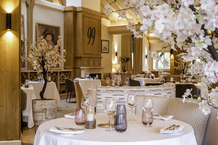 LES MANOIRS DE TOURGÉVILLE Hôtel Piscine & SPA by null