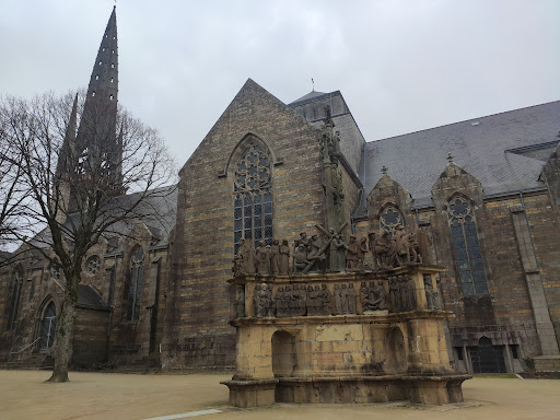 Photo de Église Saint-Pierre d'Irvillac à Irvillac (29460)