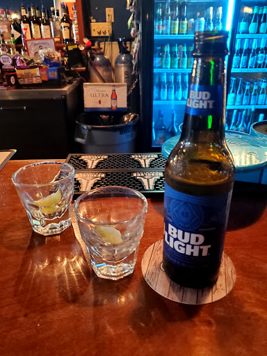 Malone's Pub - Visual