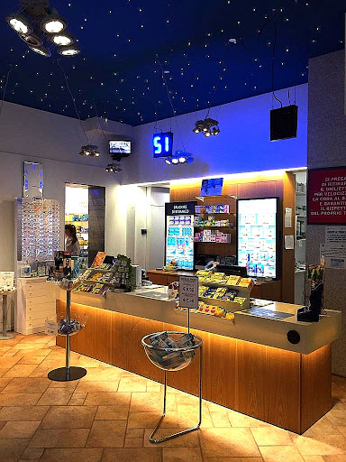 Chemist Dr. Rocco Gallery - Italy