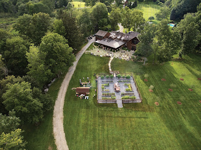 Woodlife Ranch 1352 Hancock Road, Williamstown, MA 01267