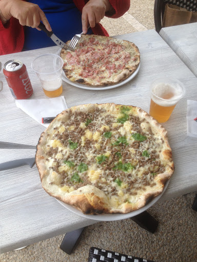 Photo 1 - Pizza bella