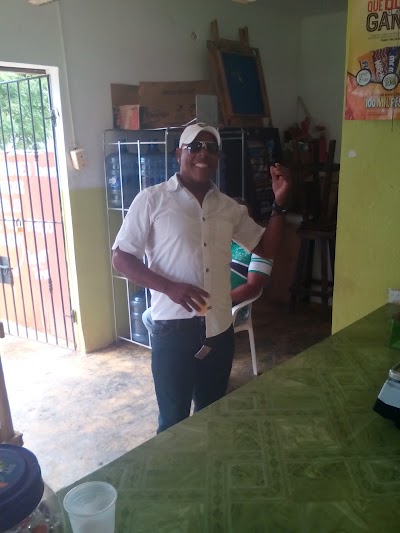 Photos of Colm Los Prados