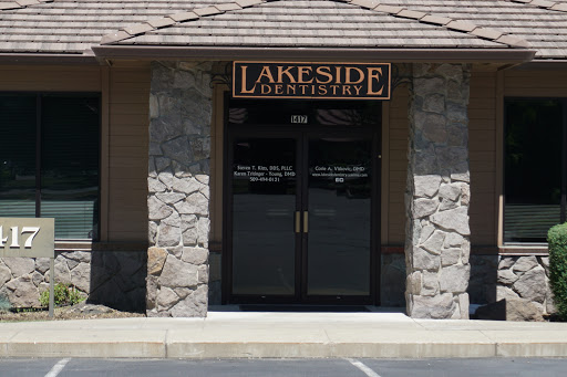 Lakeside Dentistry