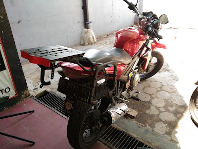 Photos of Kucay Indonesia Faqih Motoshop