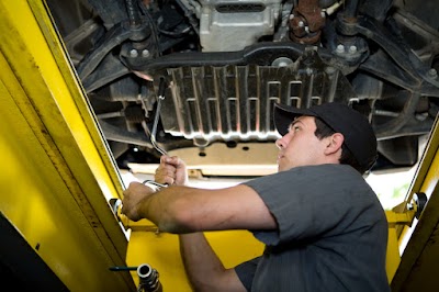 Express Oil Change & Tire Engineers