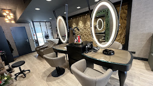 Photo n°2 de G coiffure à Volpajola (Salon de coiffure)