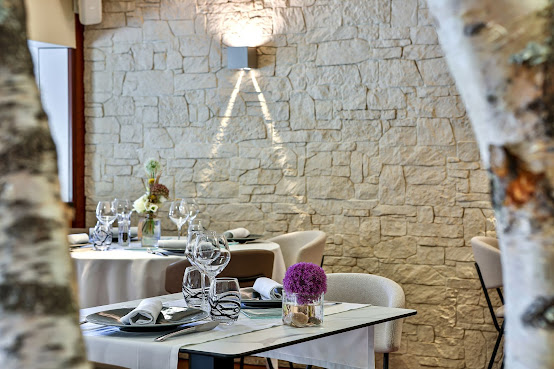 Le Pré de la Cure - Hôtel Restaurant by null
