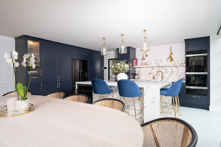Audus Kitchens | Windlesham Audus Kitchens, Lavershot Barns, London Rd, Windlesham GU20 6LL, United Kingdom