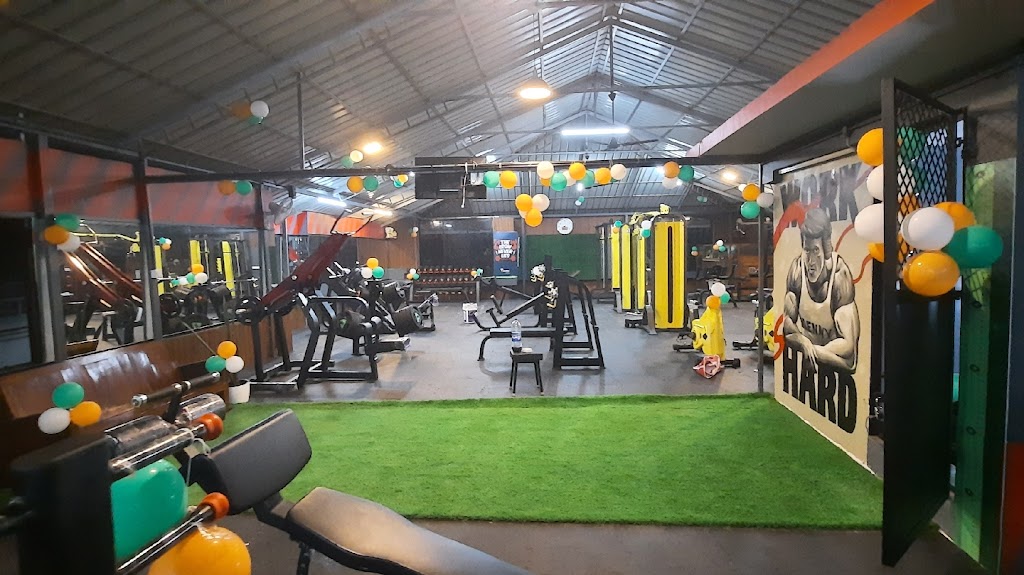 Universal Unisex Gym