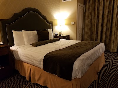 Photos of Majestic Inn & Spa