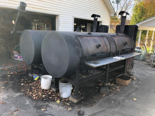 Smokin' Dave's Backyard BBQ & Grill - Thumbnail