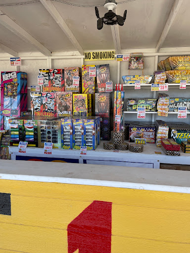 TNT Fireworks - Visual