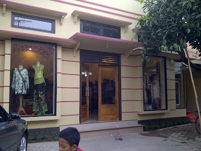 Photos of Paoman Art Batik