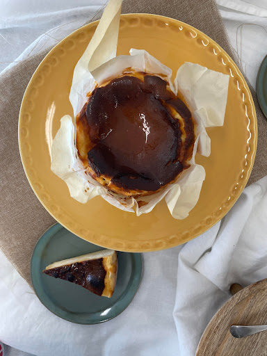 Basque Cheesecake & Champagne - Thumbnail
