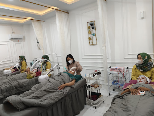 Rumah Cantik Amyra Sena Kroya