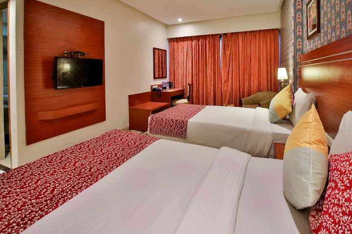 The Caliph Hotel by null