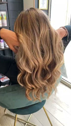 Photo n°8 de Salon Le Loft à Saint-Étienne-de-Montluc (Salon de coiffure)