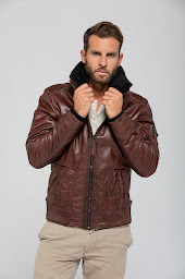 Photo n°29 de Magasin Cuirs Guignard La Rochelle à La Rochelle (Magasin de vêtements pour hommes)