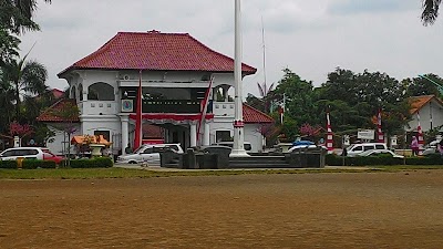 Photos of Alun-Alun Brebes
