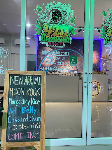 420 Cannabis Space
