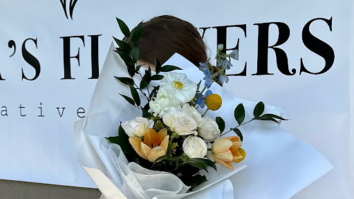 Vika's Flowers - Visual