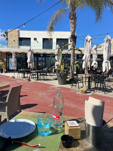 Cafeteria - Restaurante Petit Bistró Island - Thumbnail