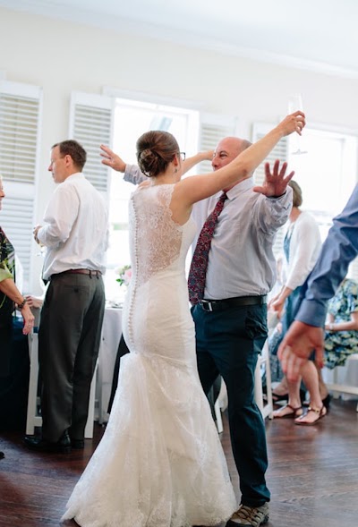 Photos of Youngs Bridal Alterations