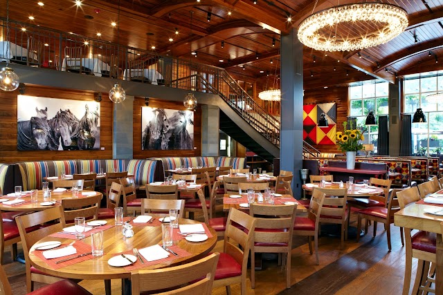 Moderne Barn Restaurant