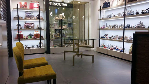 Conie Zapaterias Gallery - Spain