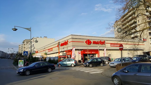 Carrefour market