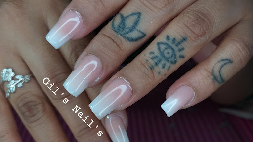 Gil's Nail's