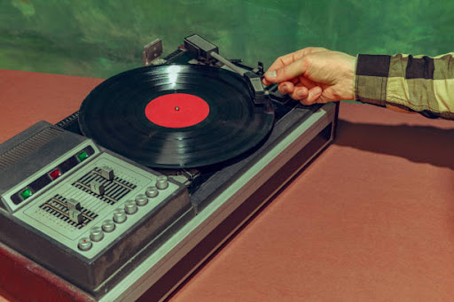 Vinyl Explosion - Visual