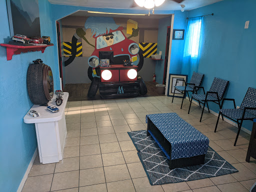 Miguel's Luxury Car Detailing & Hand Car Wash