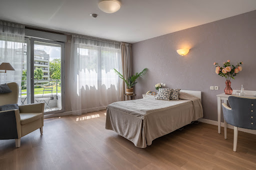 Photo de EMERA - EHPAD du Parc à Châtillon (69380)