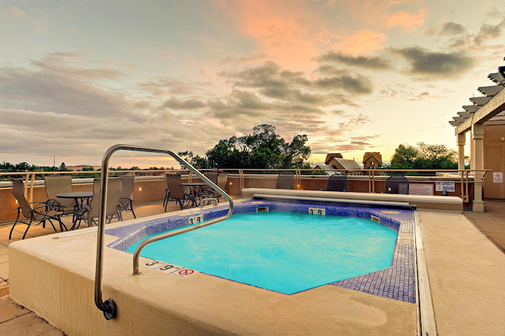 Drury Plaza Hotel in Santa Fe by null