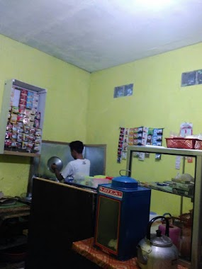 Worfe (Warkop Cafe) Sobari, Author: Idung Bari