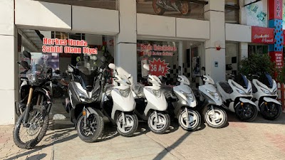 Honda Emre Motosiklet Plaza