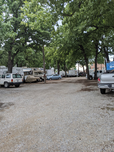 Pat's Court RV Park - Thumbnail