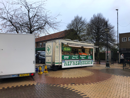 Sutton Outdoor Market - Thumbnail