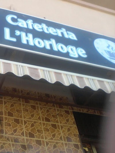 Photos of caf&eacute; l'horloge