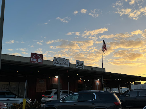 Johnson Barbeque - Visual