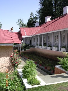 Mukshpuri hotel nathia-gali